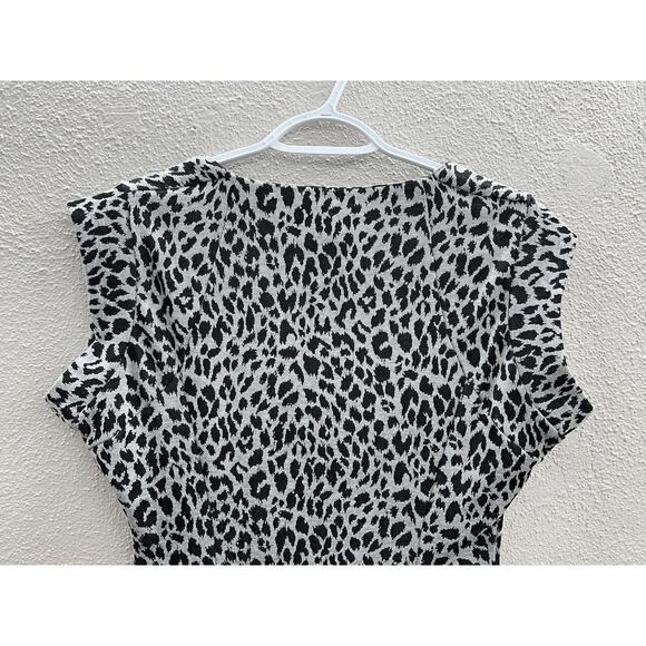 Womens Necessary Objects Dress Size Large Gray Black Animal Print Sleeveless - Picture 9 of 13